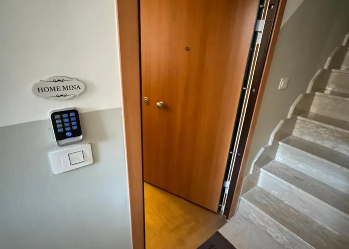 Mina * רובו די פוליה